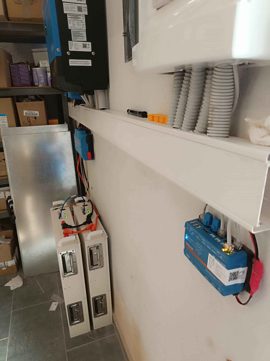 Victron Multiplus 10kW πλήρες πακέτο μπαταριών 45kWh
